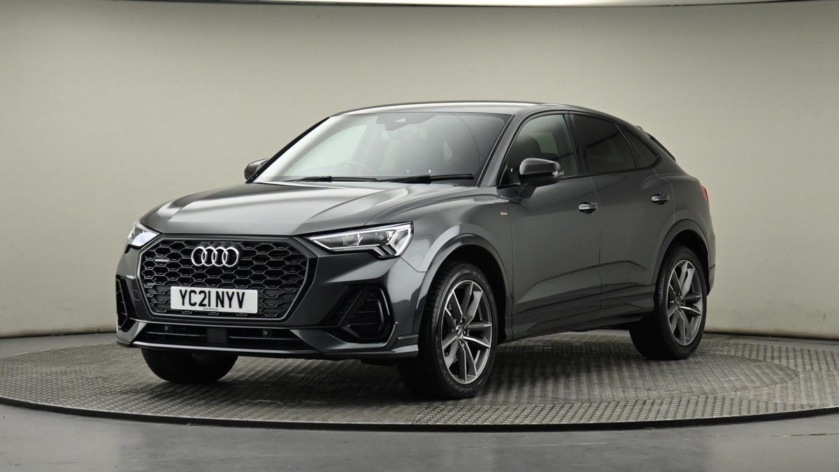 Audi Q3 Image 21