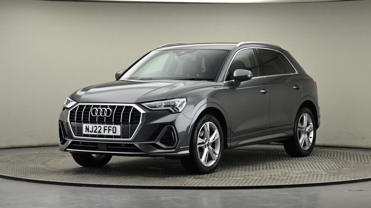 Audi Q3 Image 21