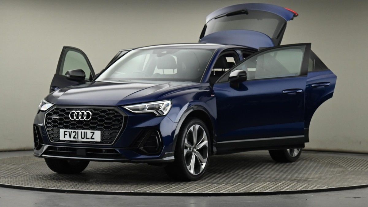 Audi Q3 Image 27