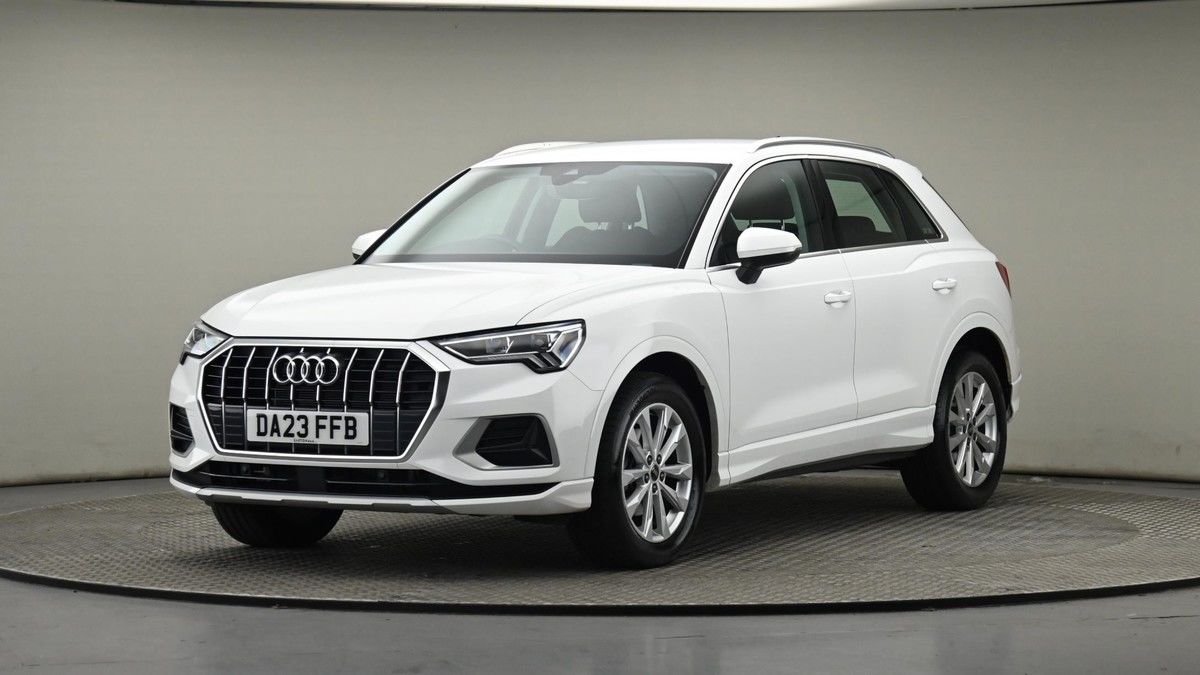 More views of Audi Q3