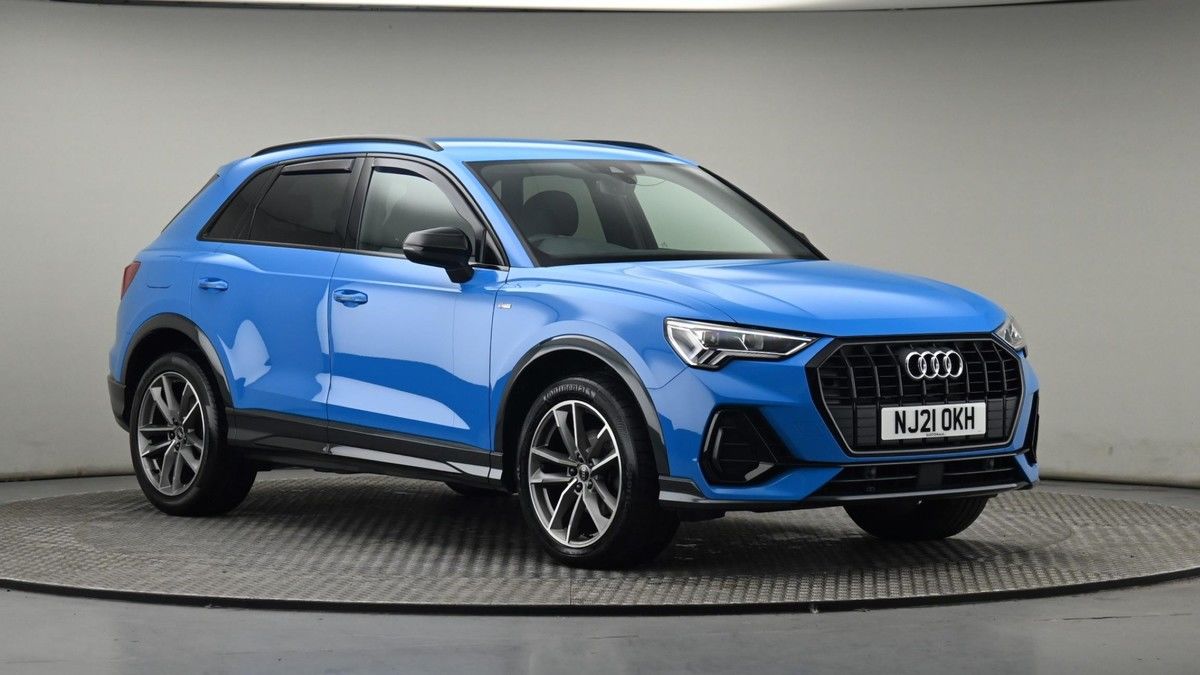 More views of Audi Q3