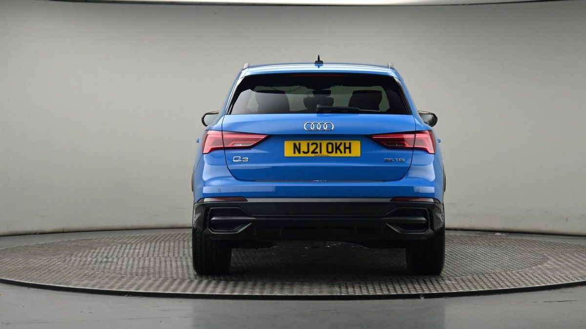 More views of Audi Q3