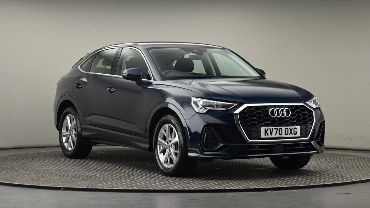 More views of Audi Q3