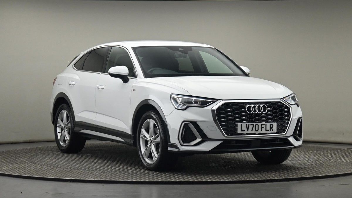 More views of Audi Q3