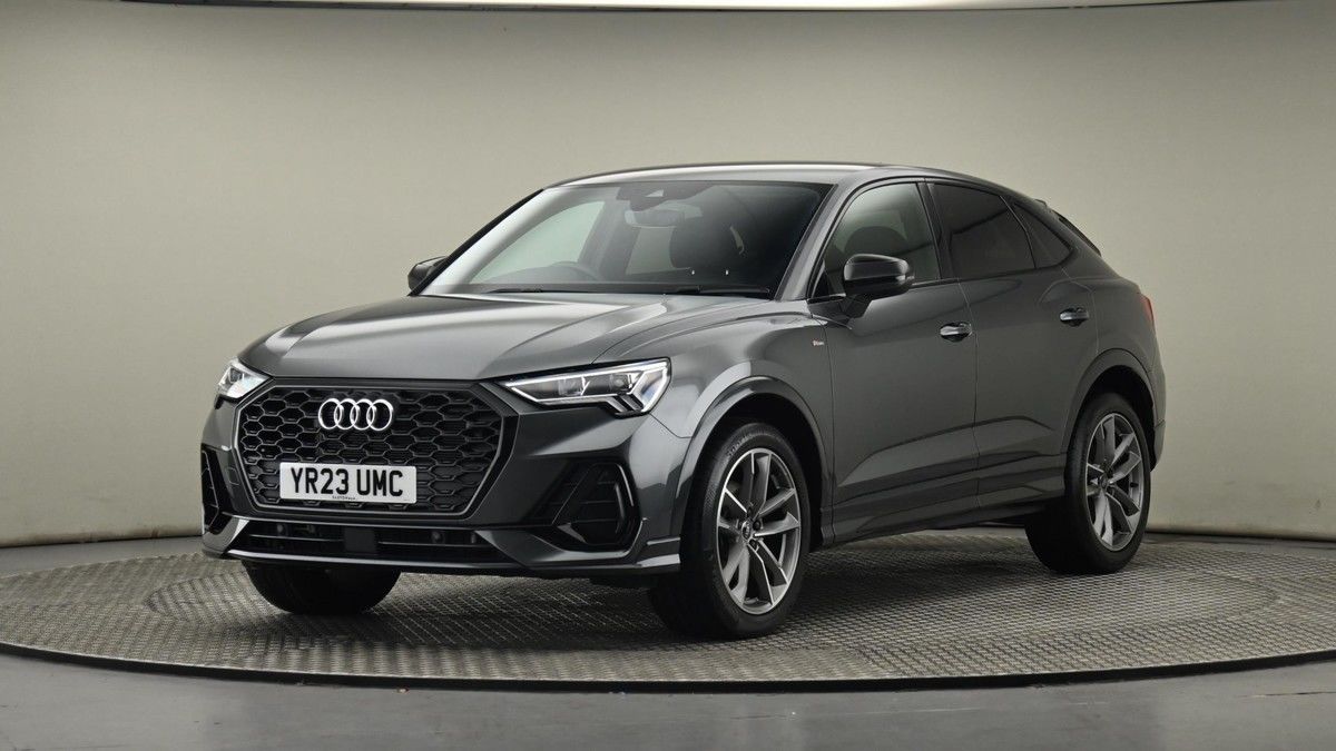 Audi Q3 Image 22