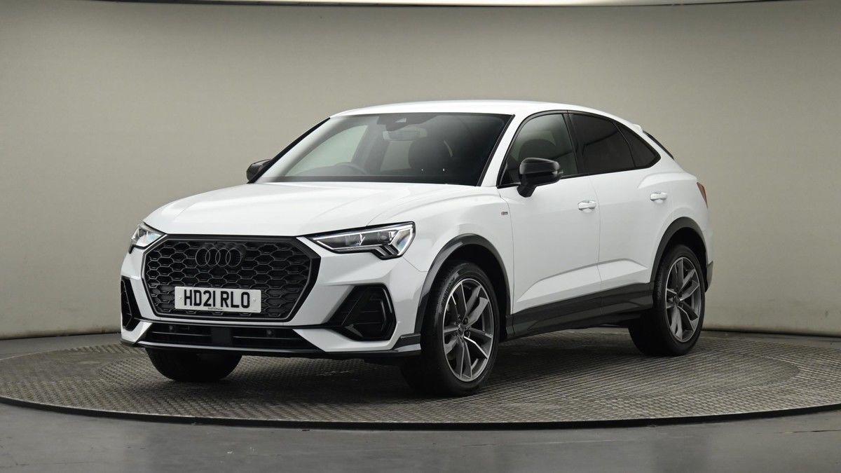 More views of Audi Q3