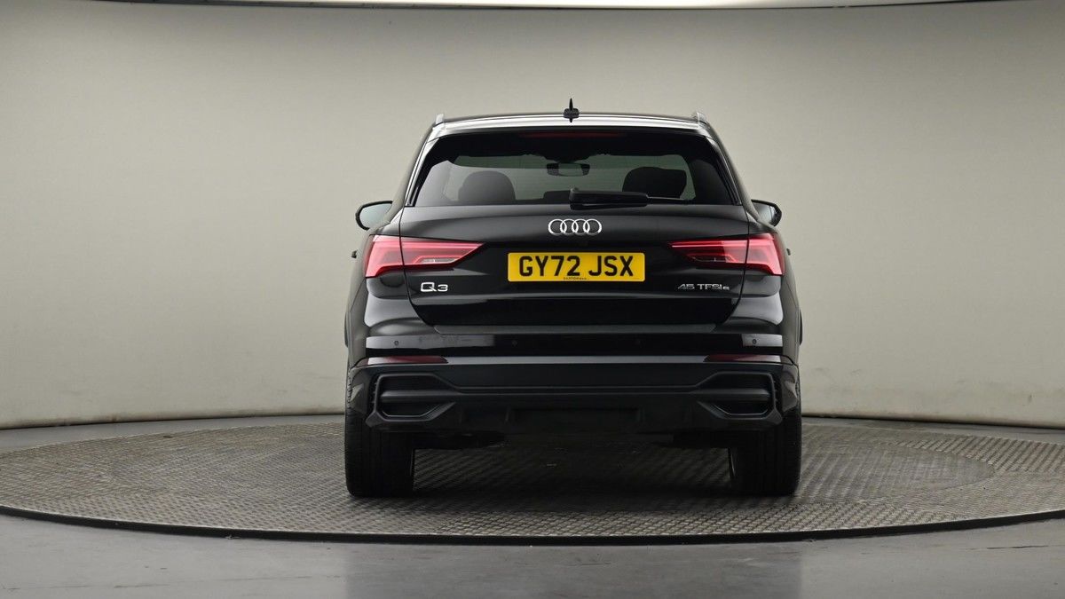 More views of Audi Q3