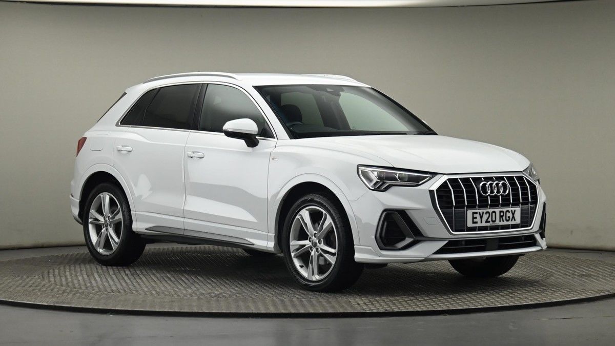 Audi Q3 Image 20