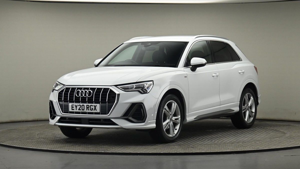 Audi Q3 Image 22