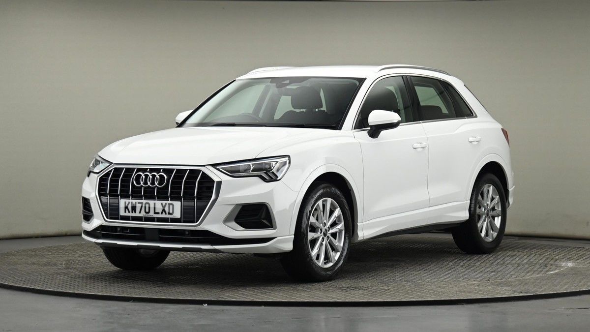 Audi Q3 Image 22