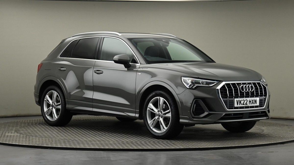 Audi Q3 Image 19