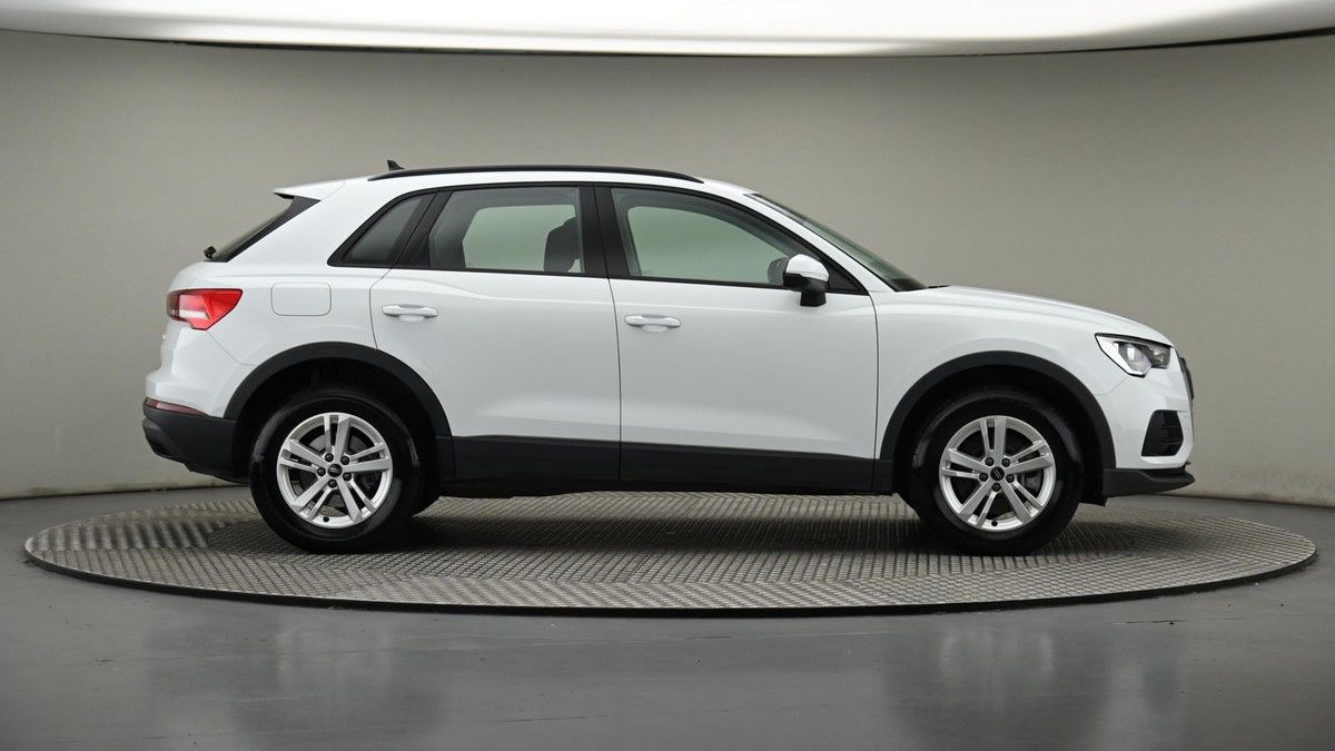 2022 Audi Q3 1.4 TFSIe 45 Technik S Tronic Euro 6 (s/s) 5dr 13kWh ...