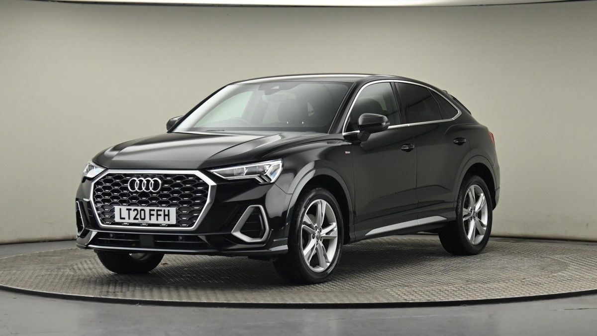 Audi Q3 Image 22