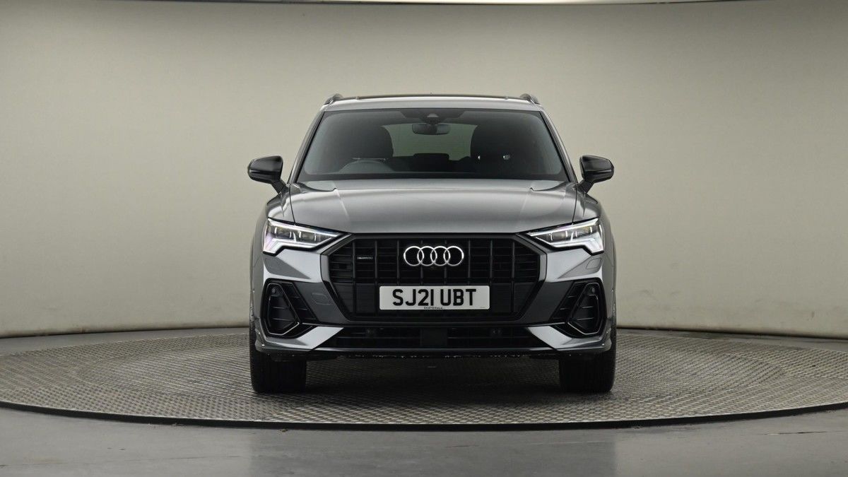 Audi Q3 Image 42