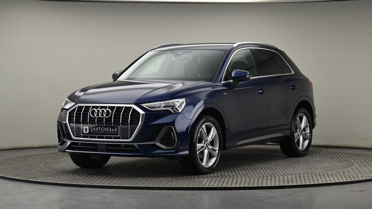 More views of Audi Q3