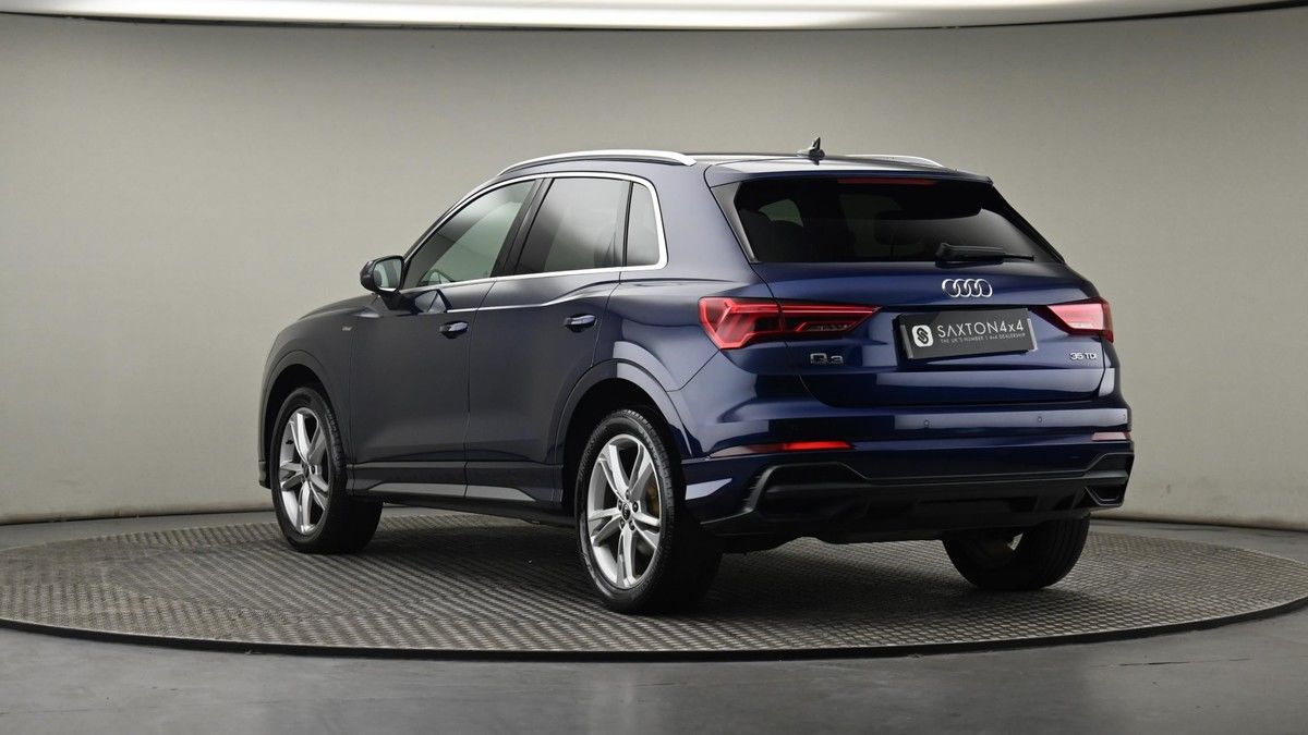 More views of Audi Q3