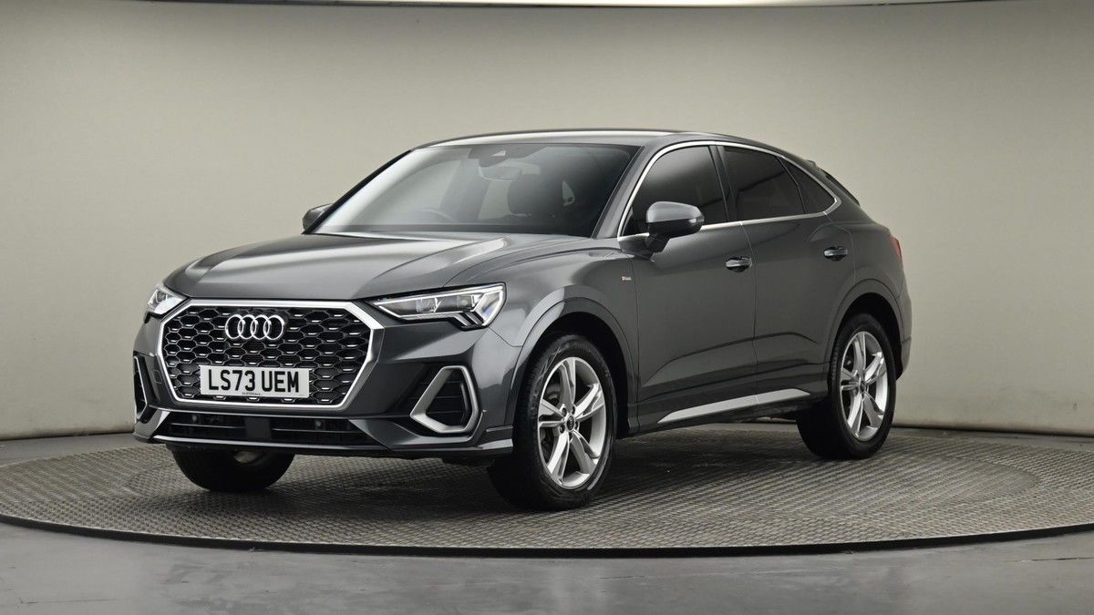 Audi Q3 Image 22