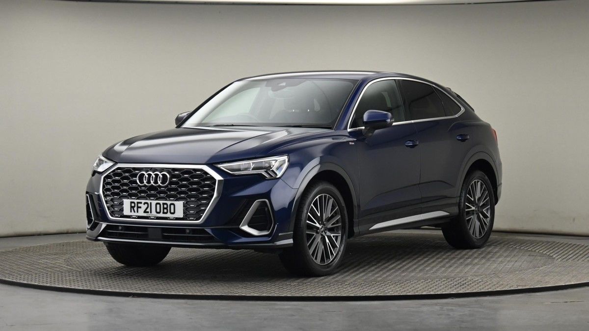 Audi Q3 Image 22