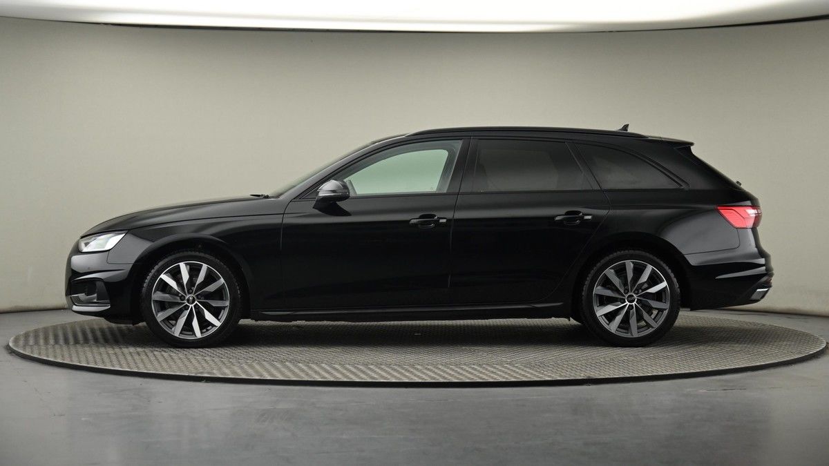 Audi A4 Avant Image 23