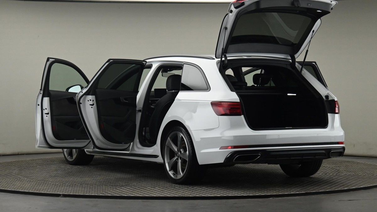 More views of Audi A4 Avant