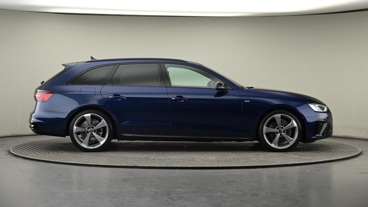 Audi A4 Avant Image 27