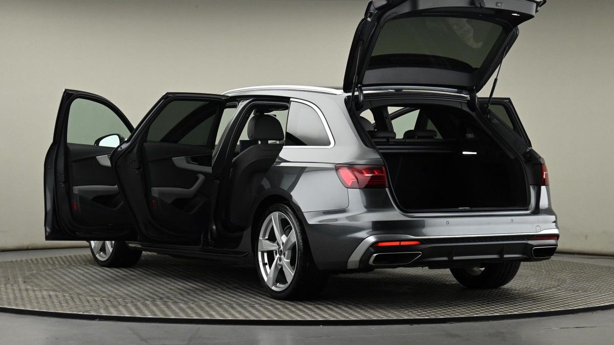 Audi A4 Avant Image 28