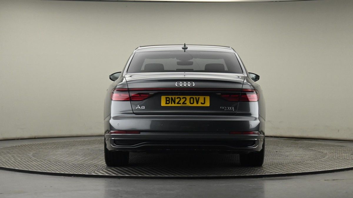 Audi A8 Image 25