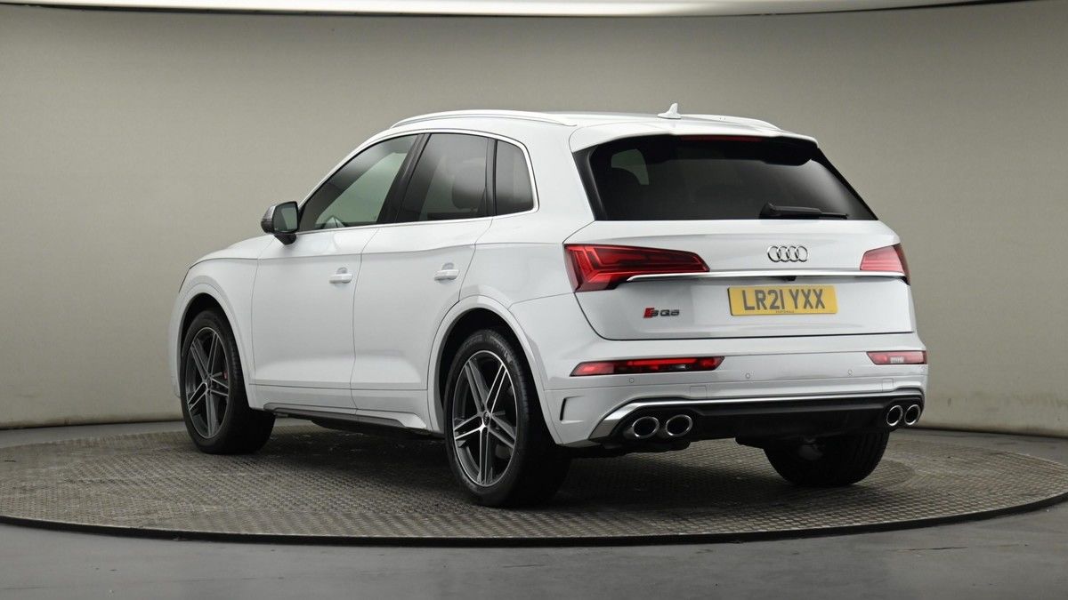 Audi SQ5 Image 24