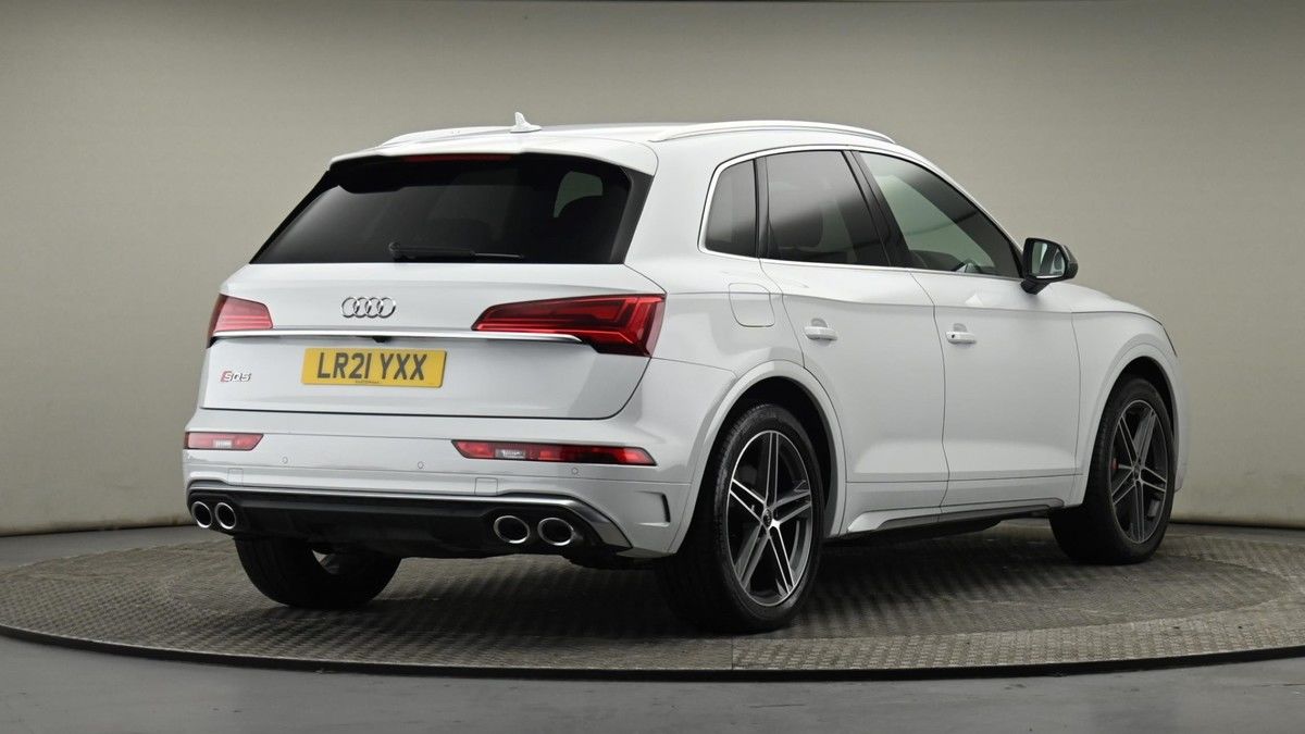 Audi SQ5 Image 26