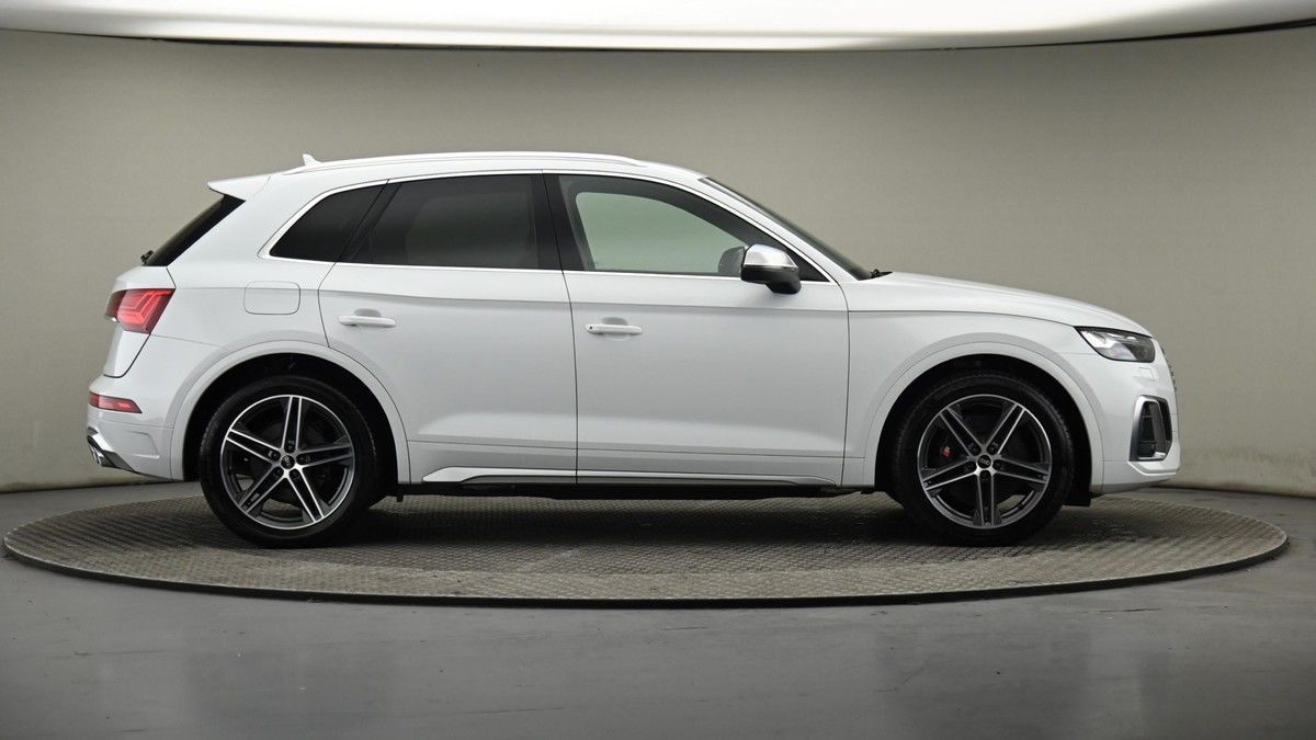 Audi SQ5 Image 27