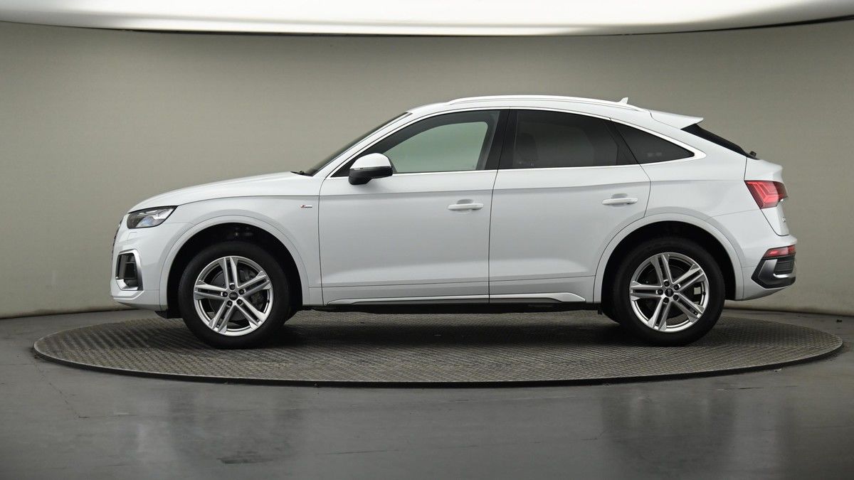 Audi Q5 Image 23