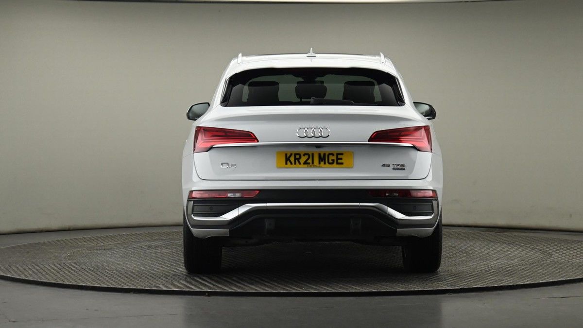 Audi Q5 Image 25