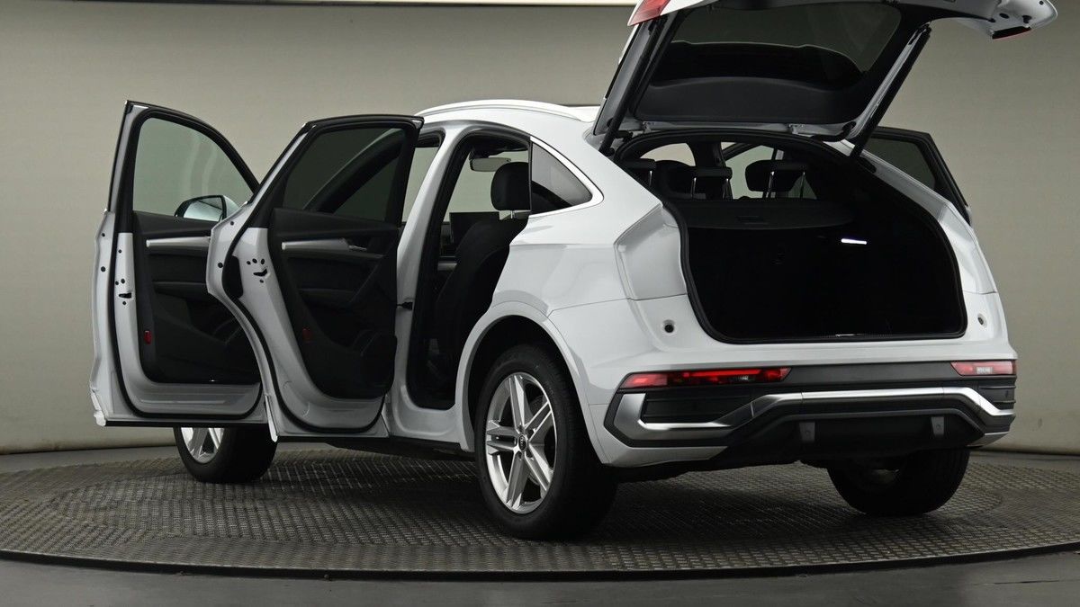 Audi Q5 Image 29