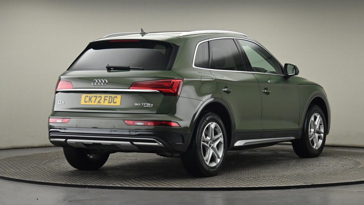 More views of Audi Q5