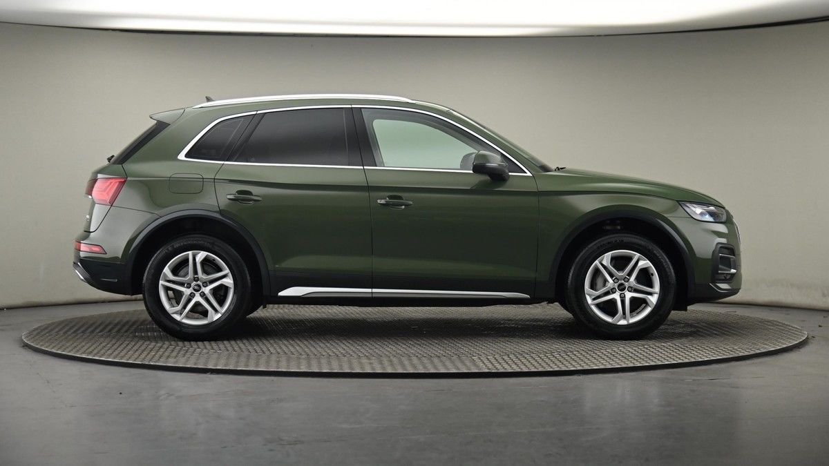 More views of Audi Q5