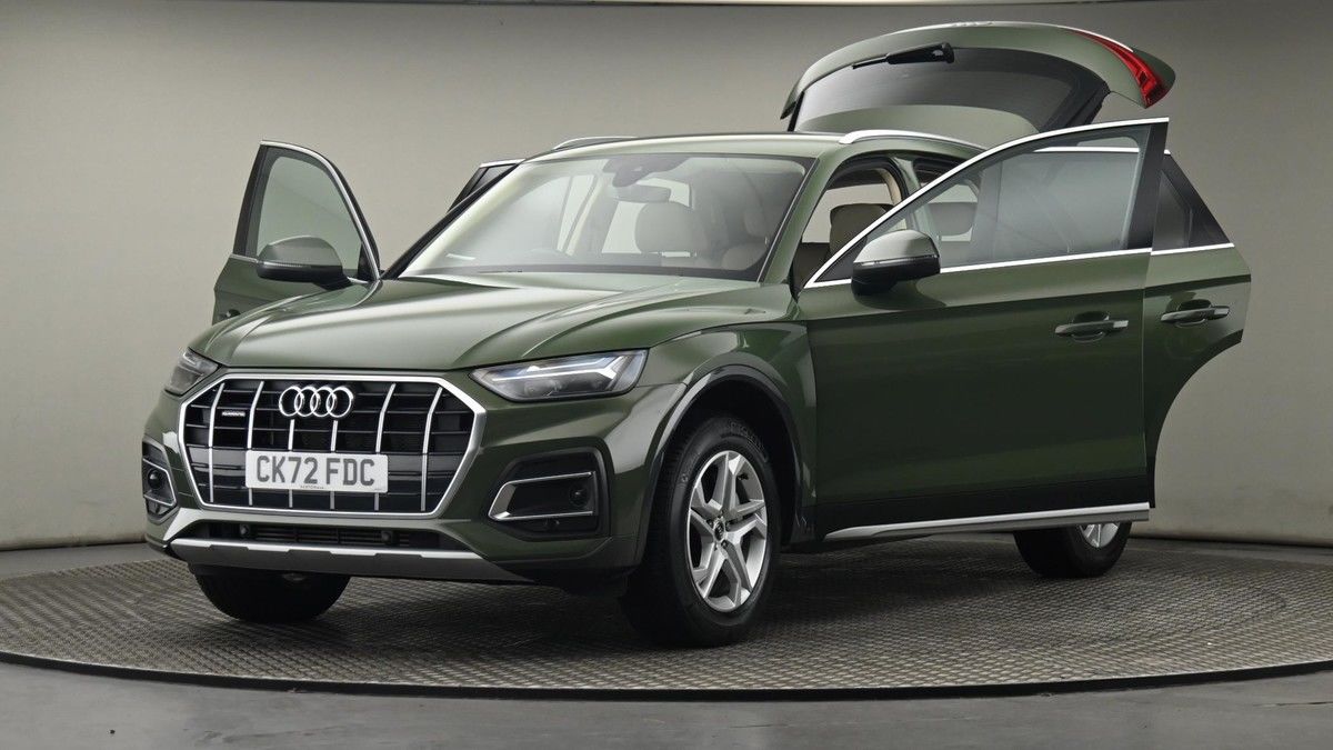 More views of Audi Q5