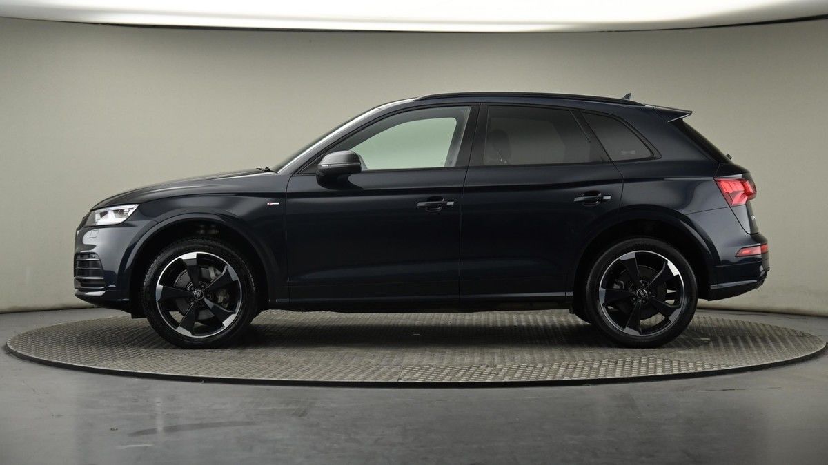 Audi Q5 Image 23