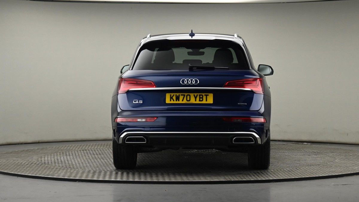 More views of Audi Q5