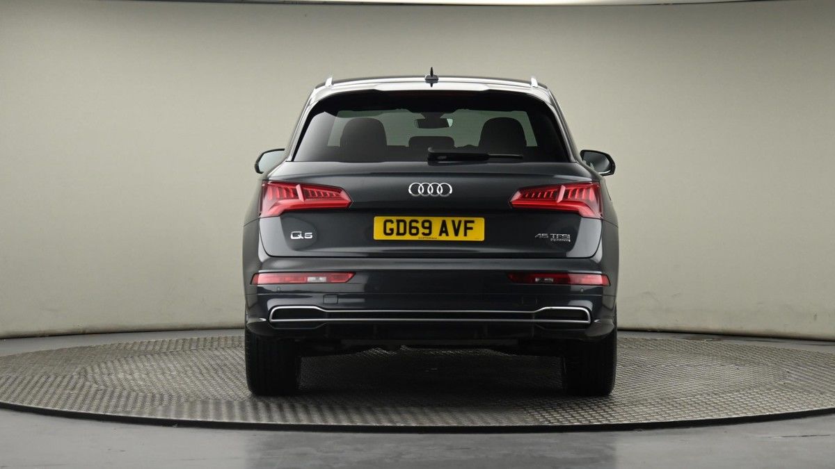 Audi Q5 Image 25