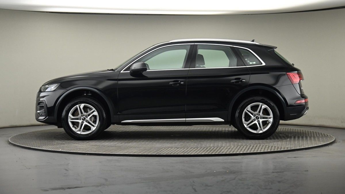 Audi Q5 Image 23