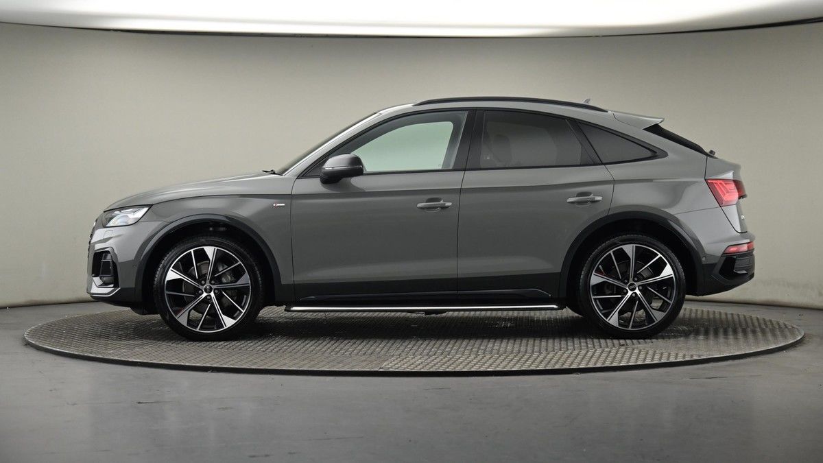 More views of Audi Q5