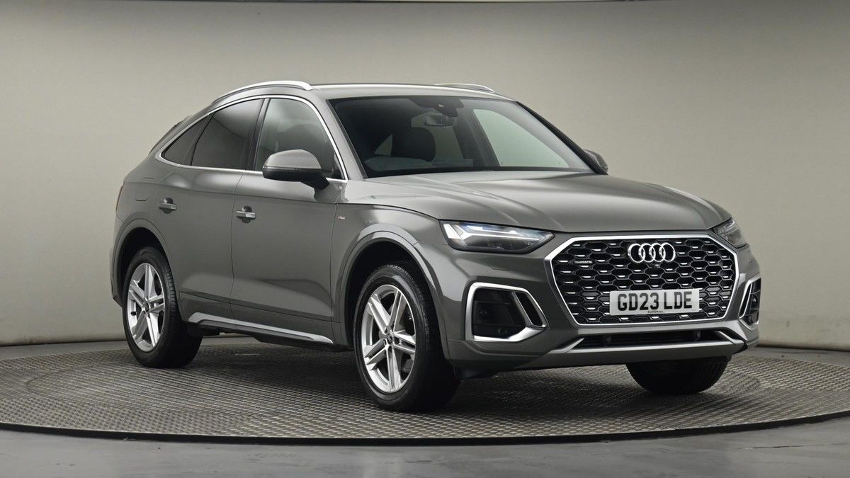 More views of Audi Q5