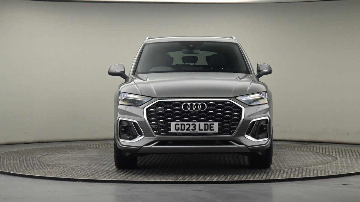 Audi Q5 Image 21