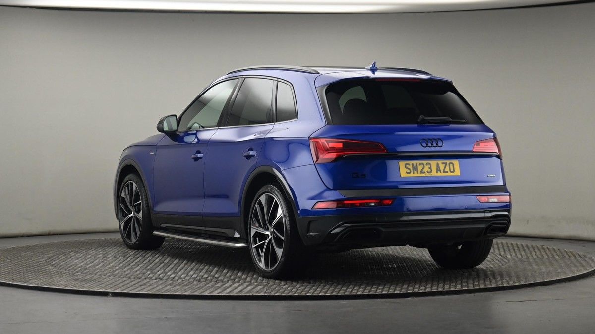 More views of Audi Q5