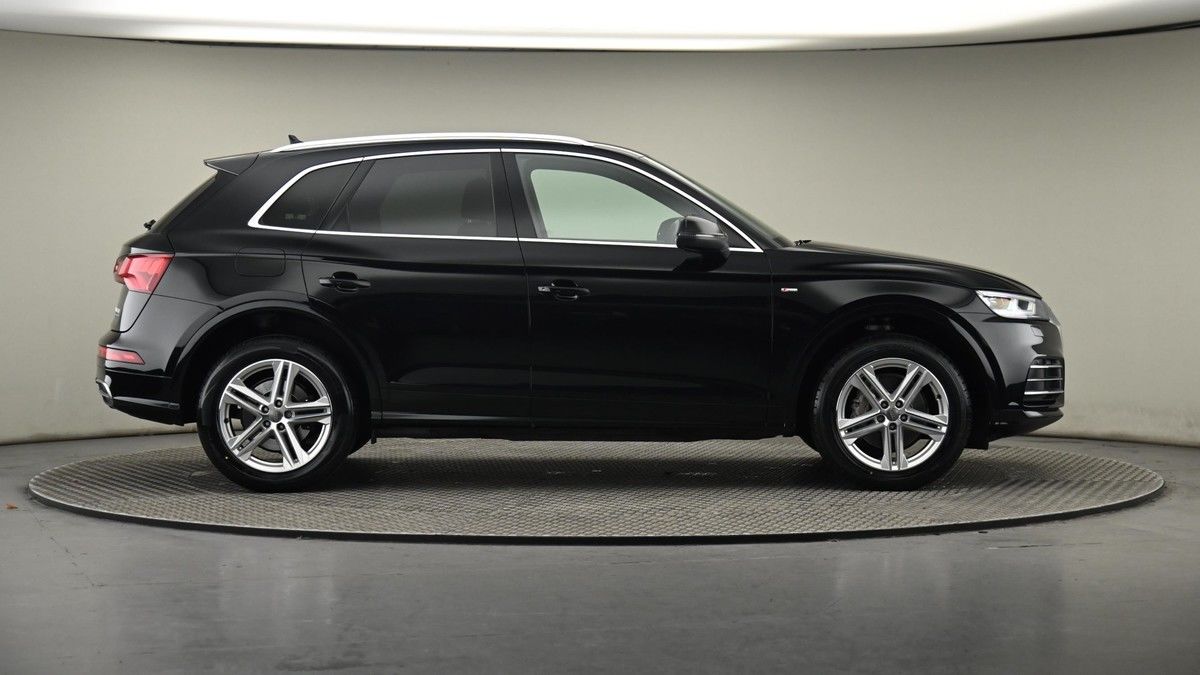 Audi Q5 Image 27