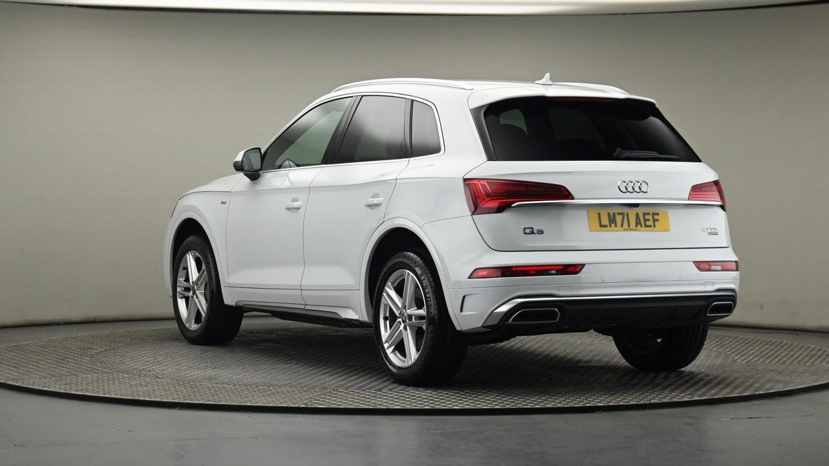 Audi Q5 Image 24