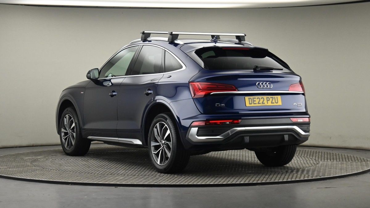 More views of Audi Q5