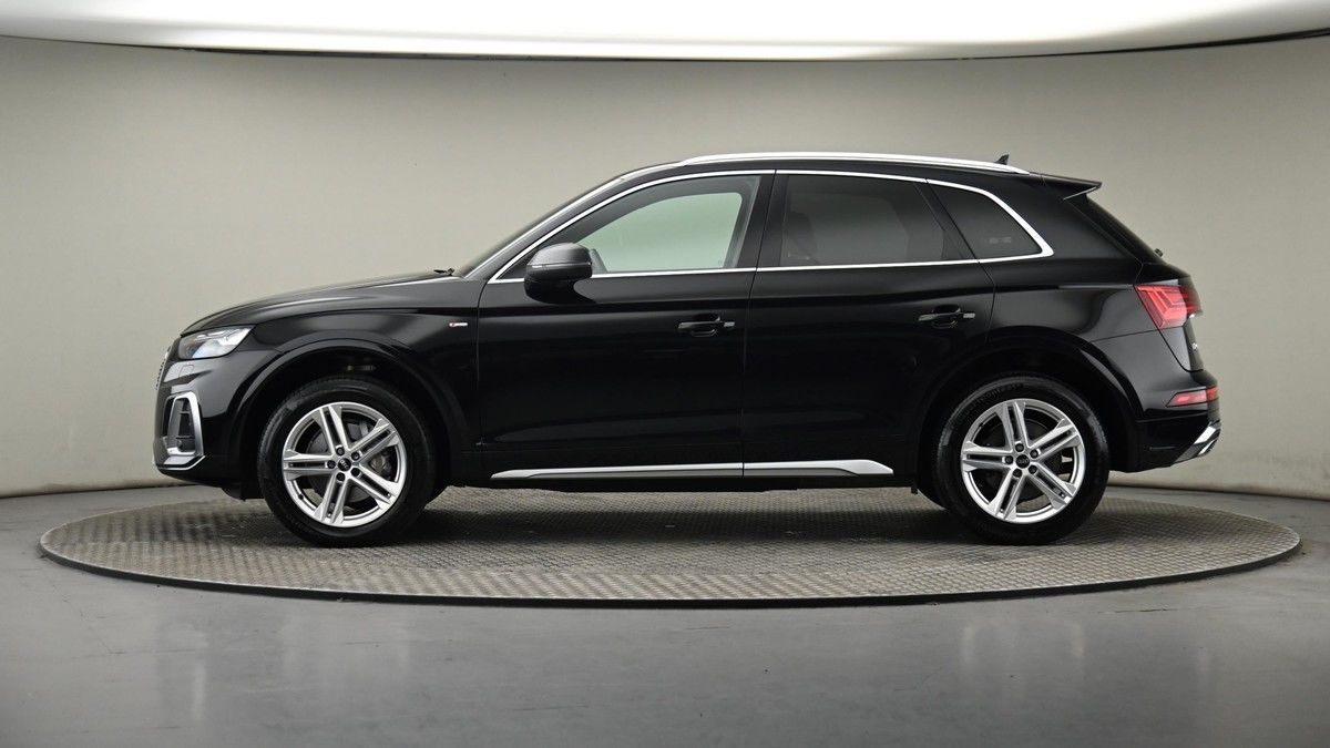 Audi Q5 Image 23