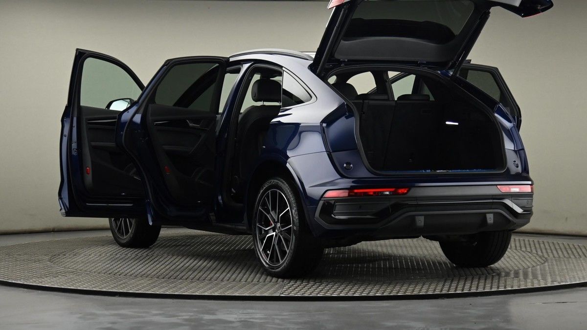 Audi Q5 Image 28