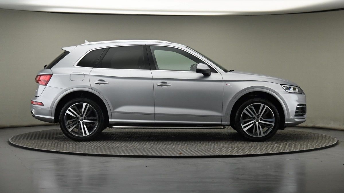 Audi Q5 Image 26